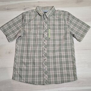 Nordic Track Mens Outdoor Green Plaid Button Front Short Sleeve Shirt Size M